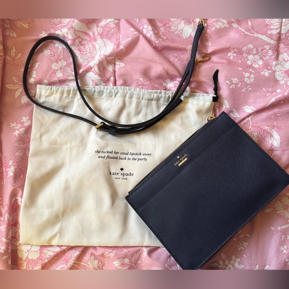 Kate Spade Cameron Street “Clarise” crossbody purse in Navy! - Picture 2 of 11